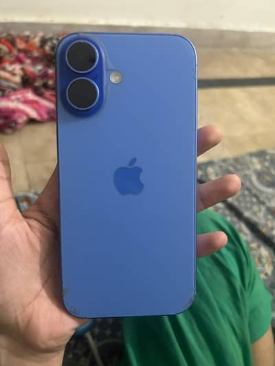 Apple iPhone 16