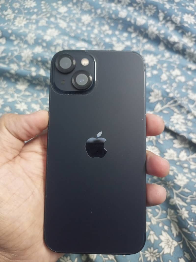Apple iPhone 13 5