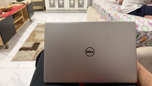 DELL XPS 13 I7 7th gen