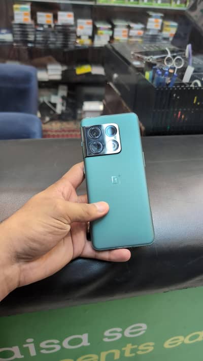 One Plus 10 Pro