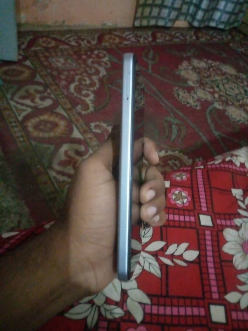 Tecno Spark Pro 2