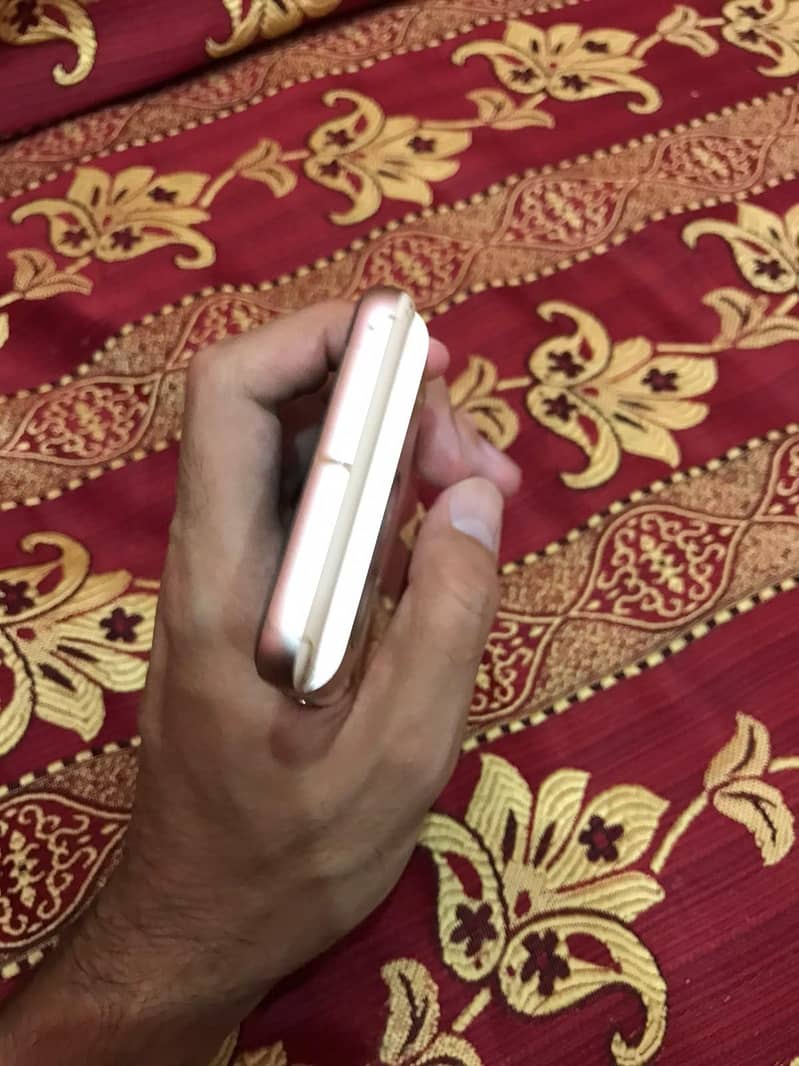 Google Pixel 8 3