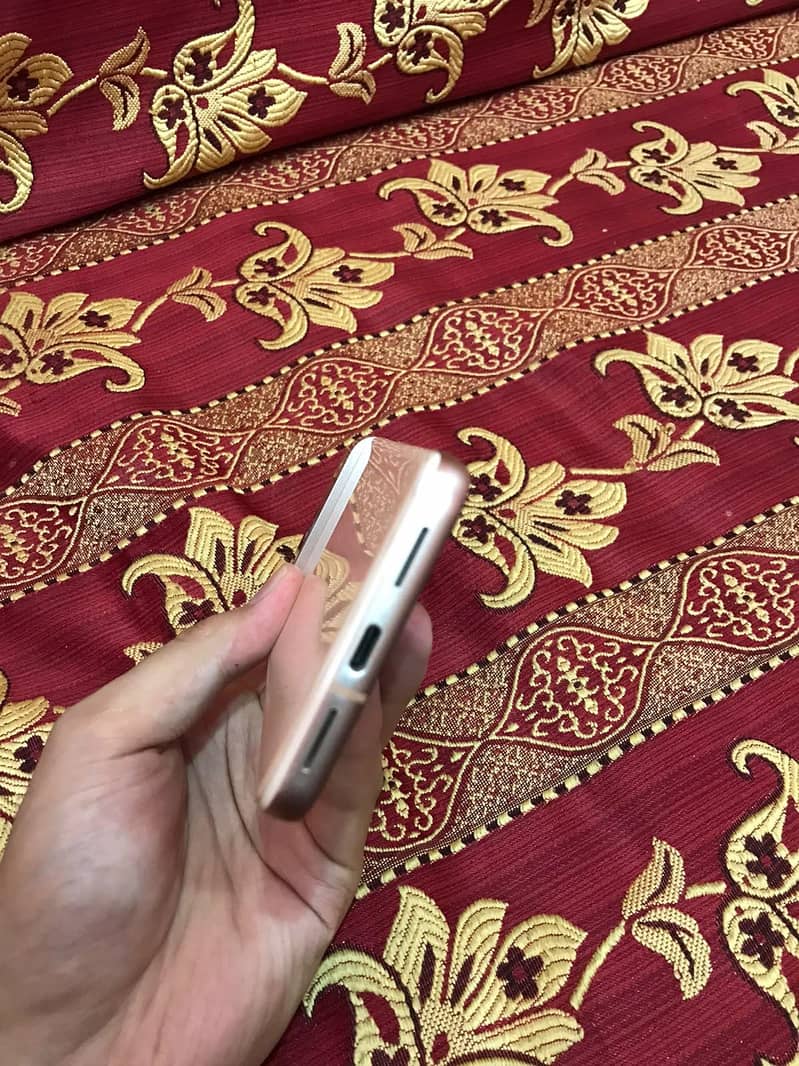Google Pixel 8 5