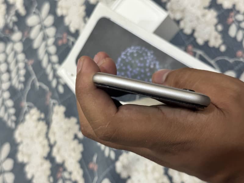 Apple iPhone 6 2