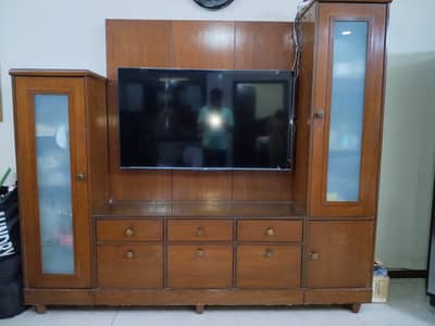 TV Wall and Wardrobes