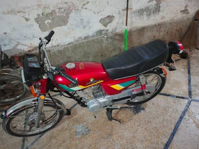 Honda 125 geniun condition 2011