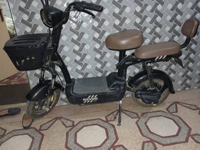 Reevo A004