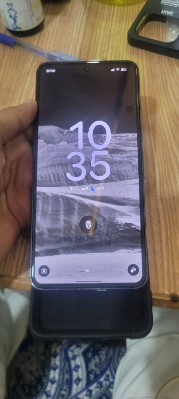 Google Pixel 8 Pro 6