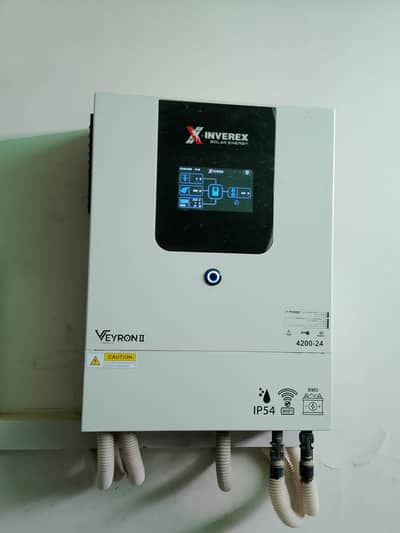 Inverex Premiume 4200-24 volt