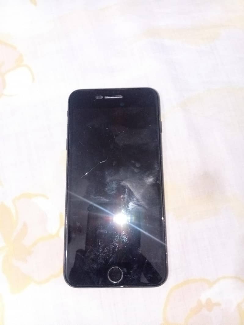 Apple iPhone 7 Plus 1