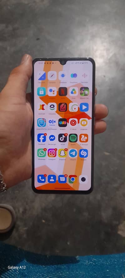 Vivo V21