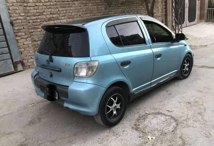 Toyota Vitz 2001
