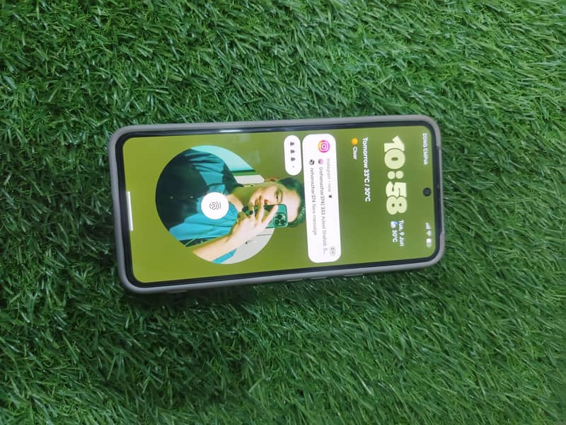 Google Pixel 8 2