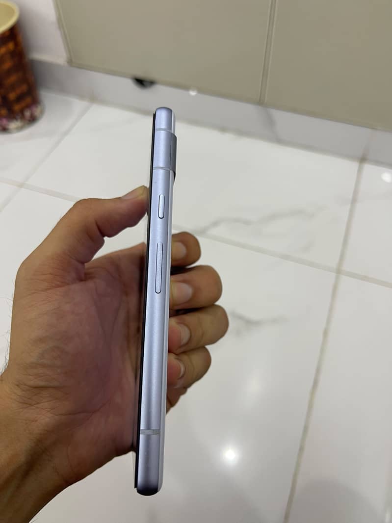 Google pixel 7A 4
