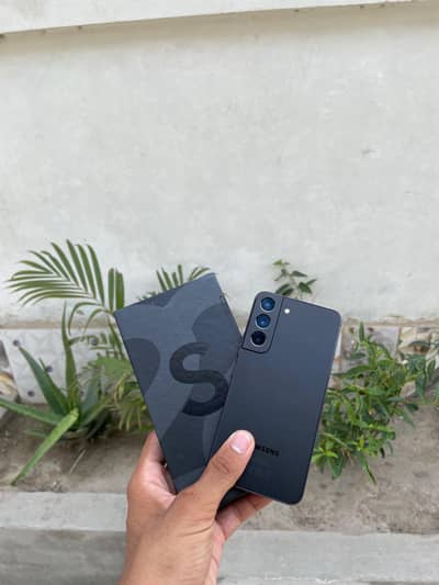 Samsung Mobile S22