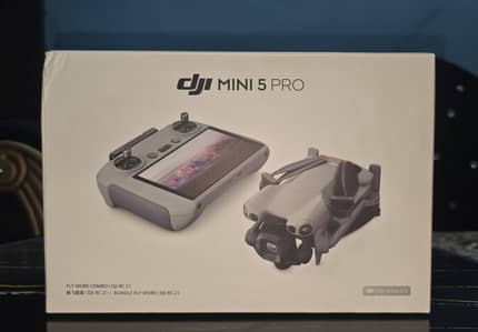 DJI mini 5pro flying combo