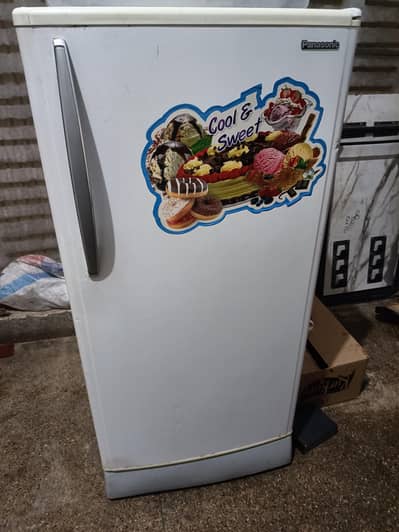 Panasonic medium size fridge