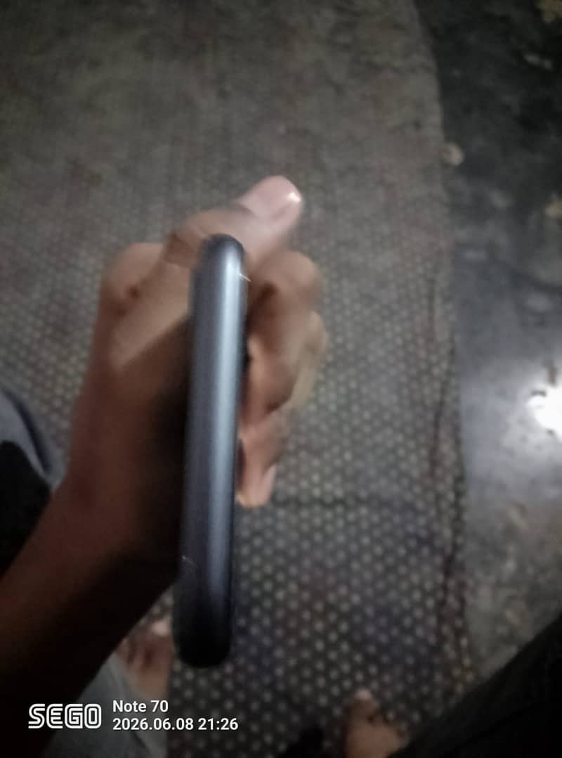 Iphone 11 4
