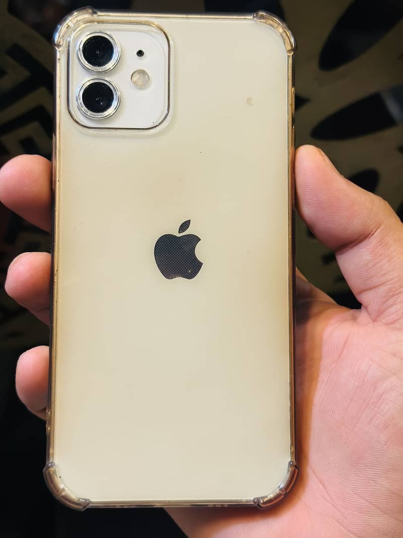 Apple iPhone 12 1
