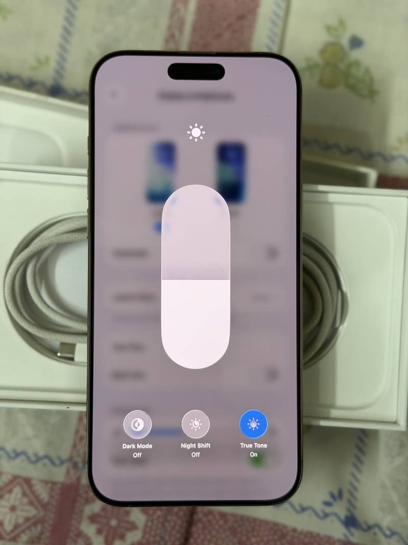 Iphone 16 Pro Max 8