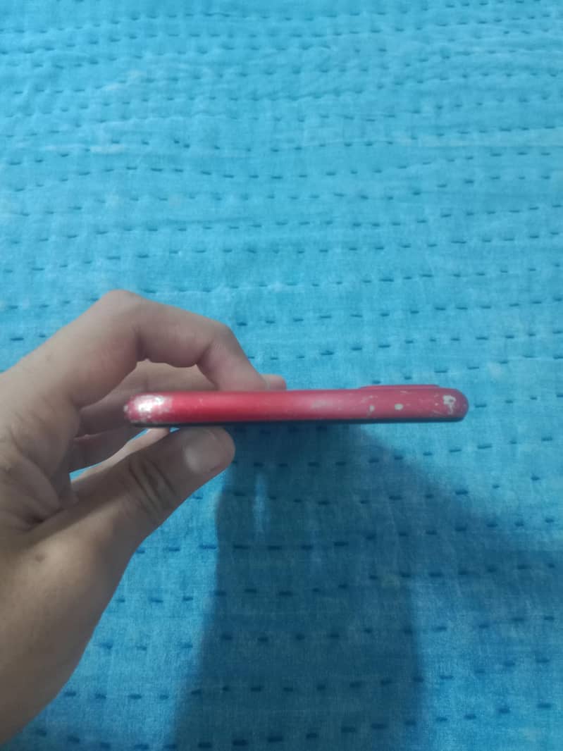 Apple iPhone 8 Plus 3