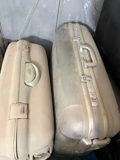 Large Travel Suitcase for Sale | Strong & Spacious
