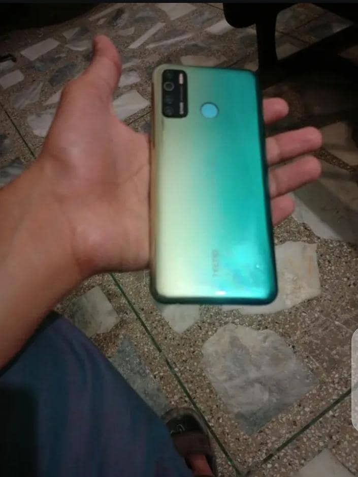 Tecno CAMON 15 7