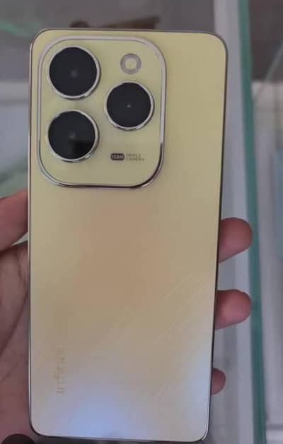 Infinix Hot 40