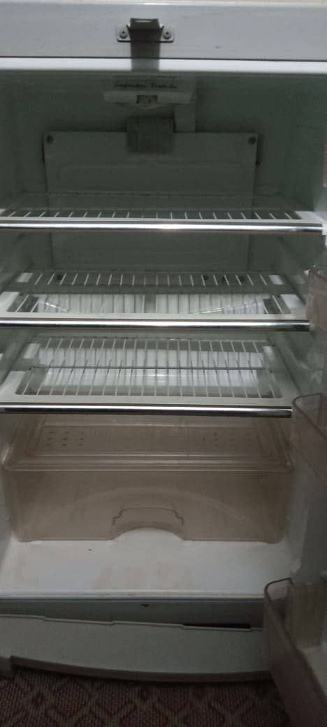 Refrigirator 3