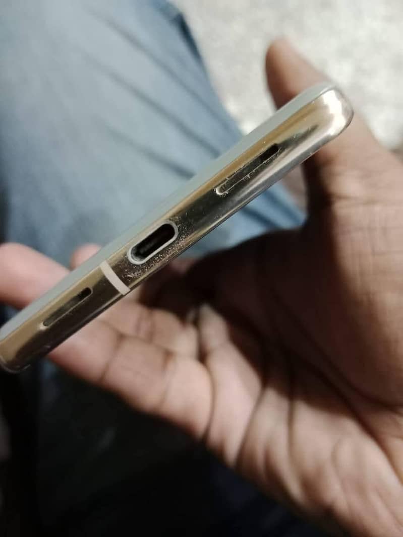 Google Pixel 7 Pro 4