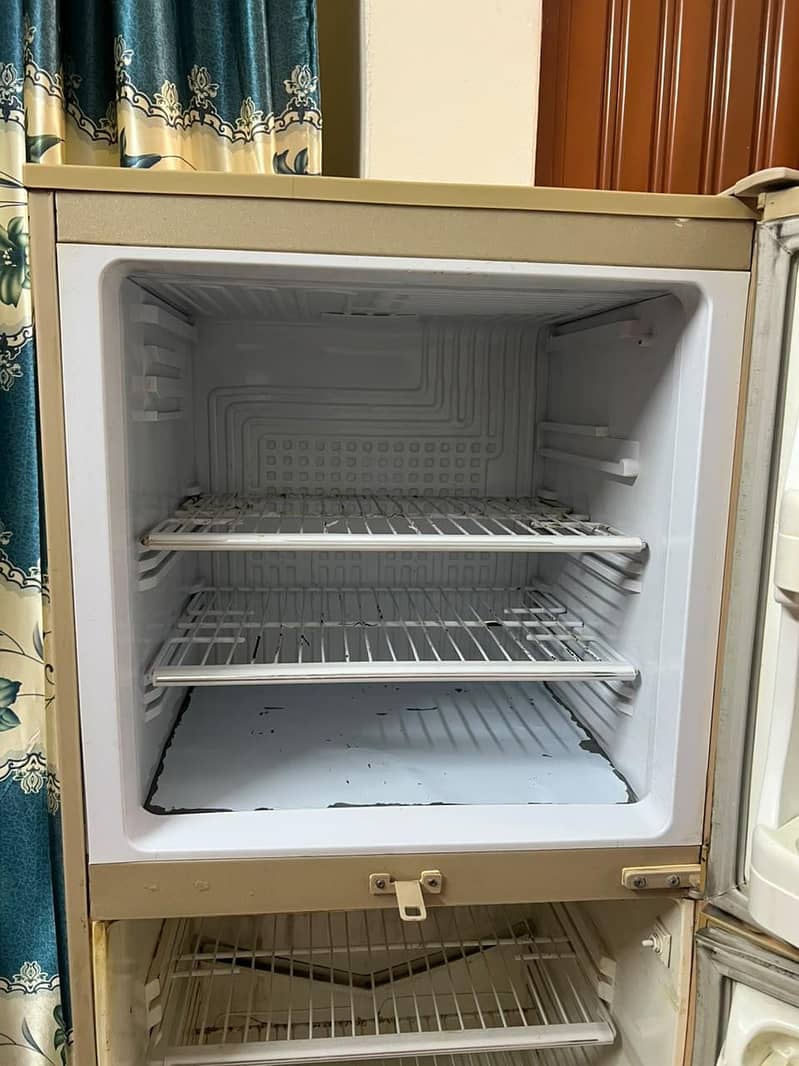 PEL fridge 5