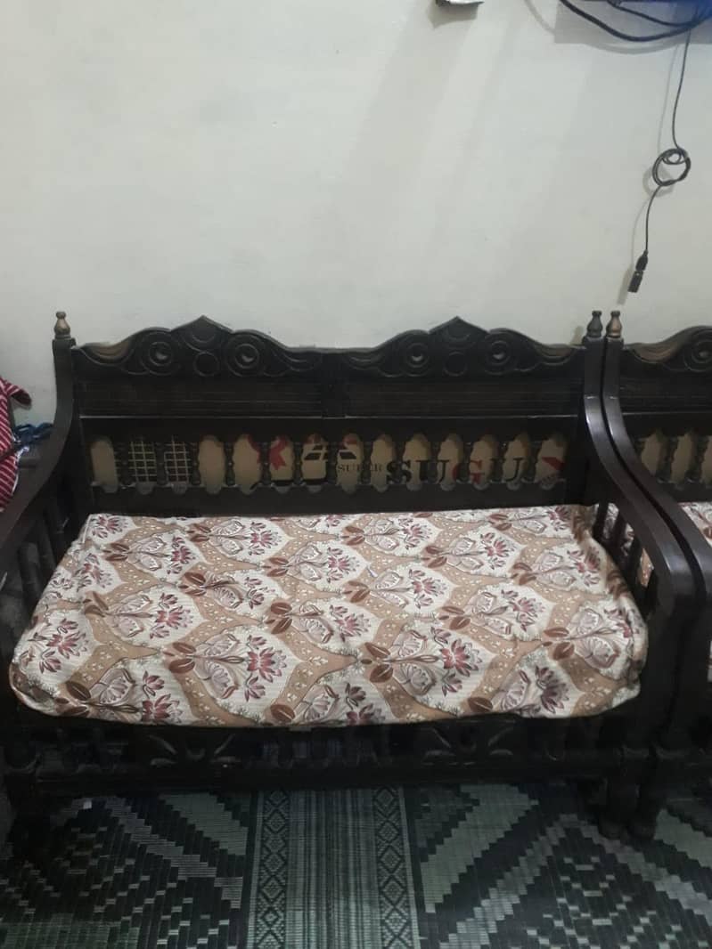 Sofa set 0