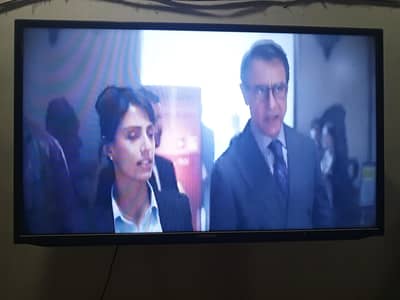 Samsung  LCD 42 inch