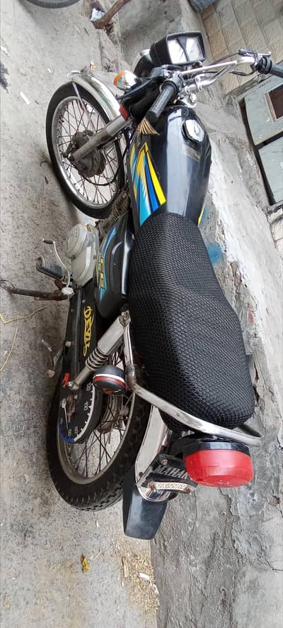 FULLY LUSH HONDA CG 125 MODEL 2O16 ARJENT SEAL