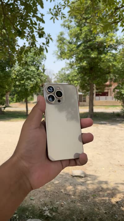 Apple iPhone 13 Pro