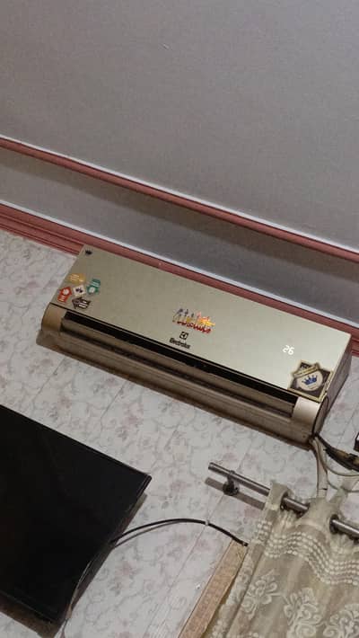 Electroux 1.5 ton inverter behtreen cooling