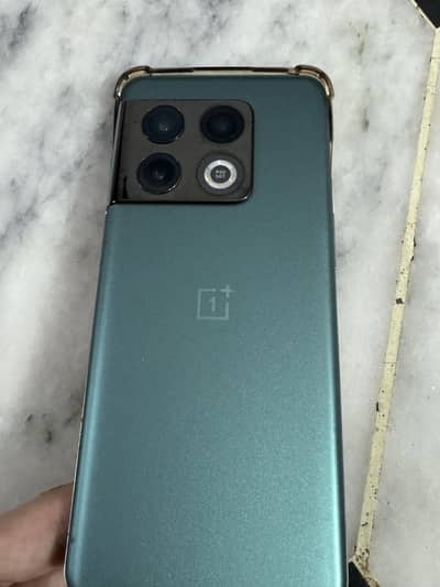 One Plus 10 Pro