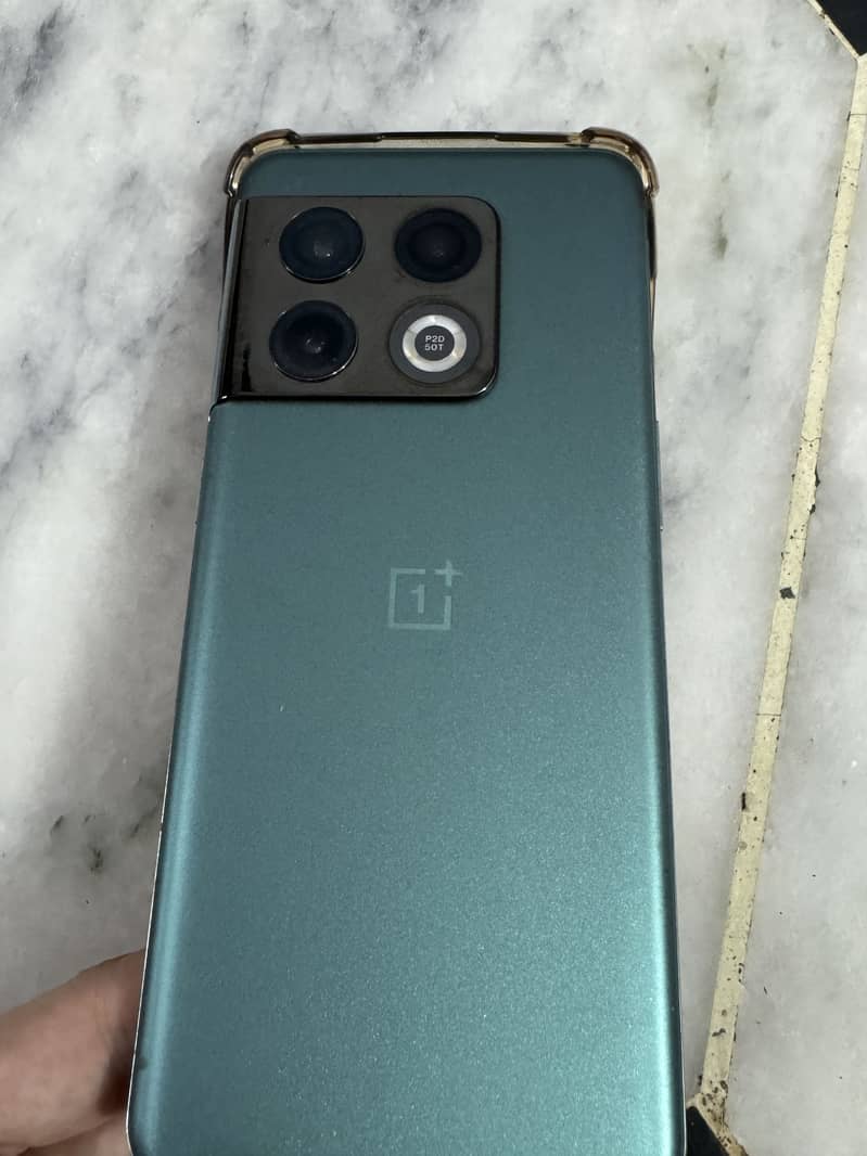 One Plus 10 Pro 0