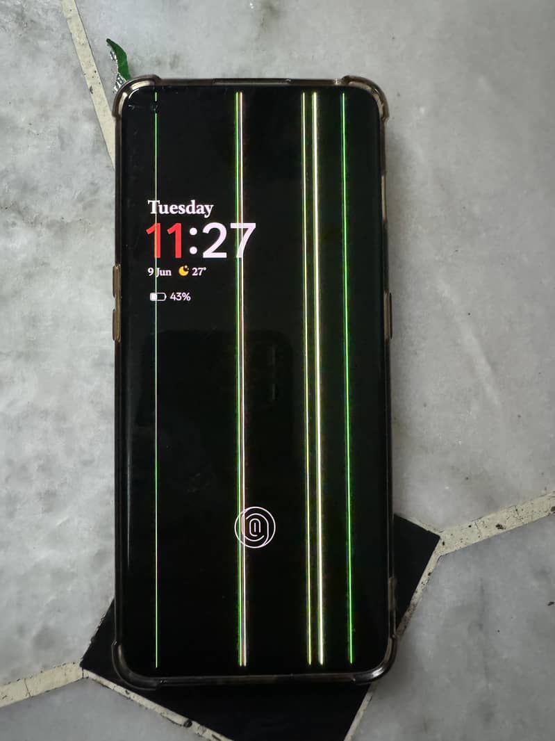 One Plus 10 Pro 4