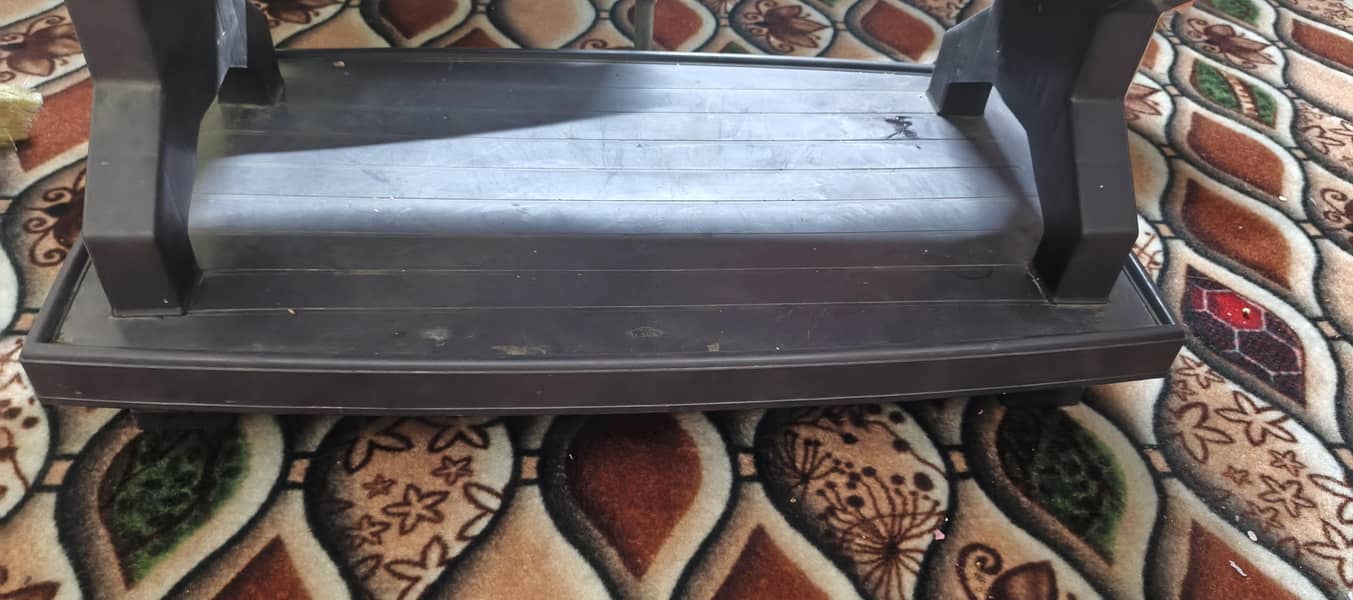 plastic table 2