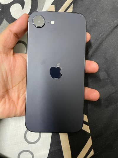 Apple iPhone 16e