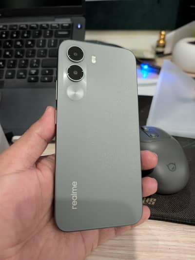 Realme C100i