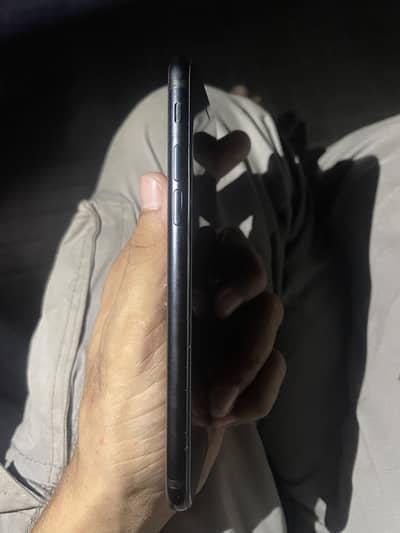 Apple iPhone SE