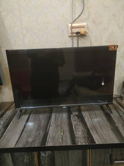 TCL 32 inch led For sale