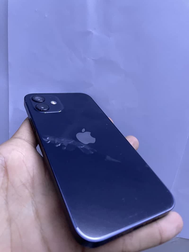 Iphone 12 4