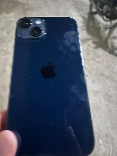 Apple iPhone 13