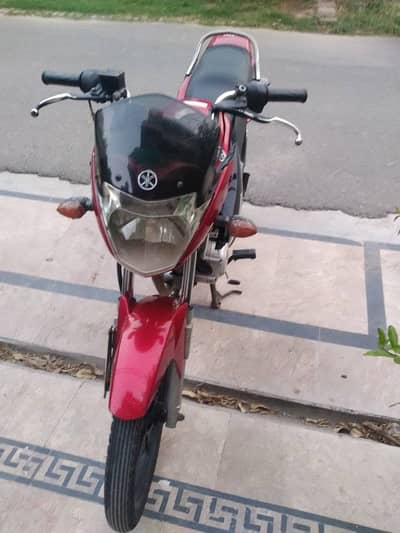 Yamaha YBR 125 2018