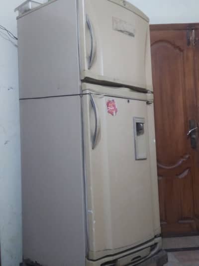 Very good cooling and condition pell refregrator