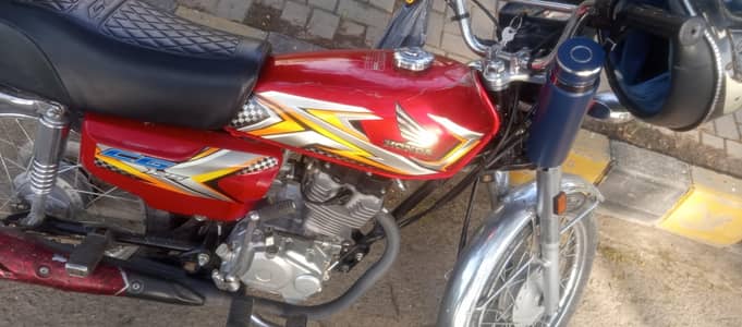 Honda 125 model 2025 red colour