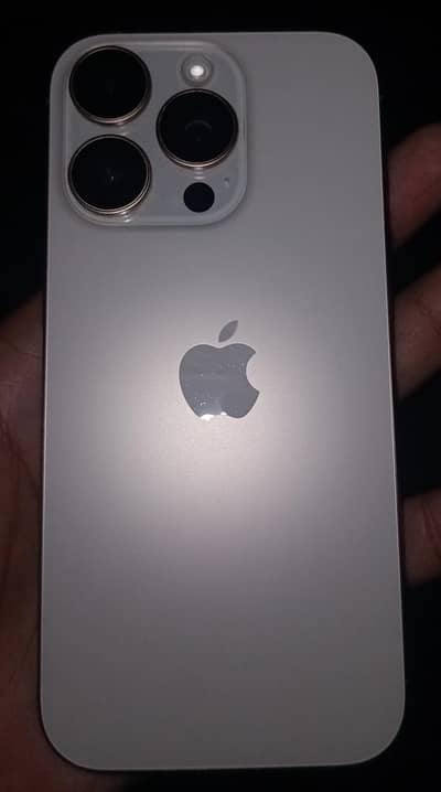 Apple iPhone 16 Pro